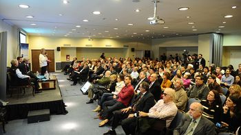 Silvia Torres Carbonell (IAE) Silvia Torres Carbonell (IAE)