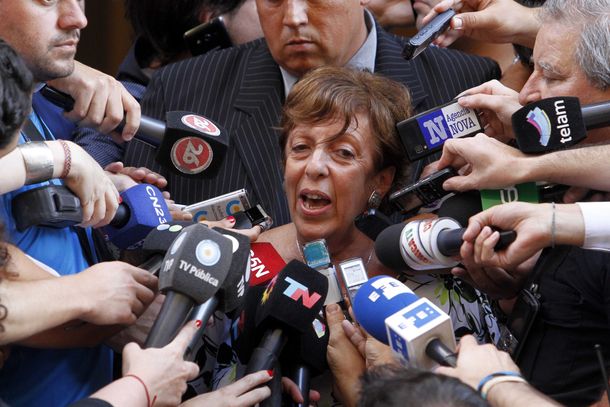 Fein confirmó que convocará a una junta médica y no descarta peritos extranjeros