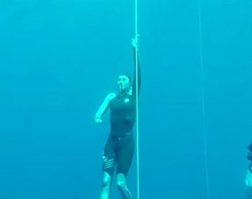 Una ucraniana hizo historia al batir el récord mundial de apnea sin aletas