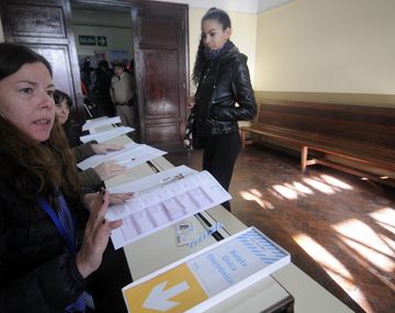 La izquierda fue a la Justicia por la reposición de boletas en las PASO bonaerense