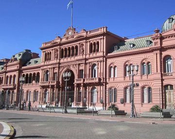 Detuvieron a un prófugo de la justicia con un auto robado frente a Casa Rosada