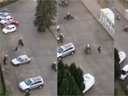 Un hombre se les escabulló a cinco policías motorizados