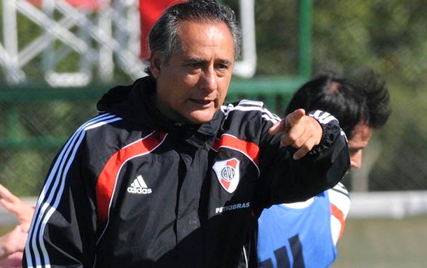 El técnico que mandó a River a la B: El hincha me trata bien