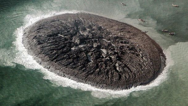 La NASA presenta imágenes de la isla que apareció después de un terremoto