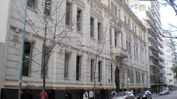 Fiscales se reúnen con comisarios para reforzar la seguridad cerca de colegios