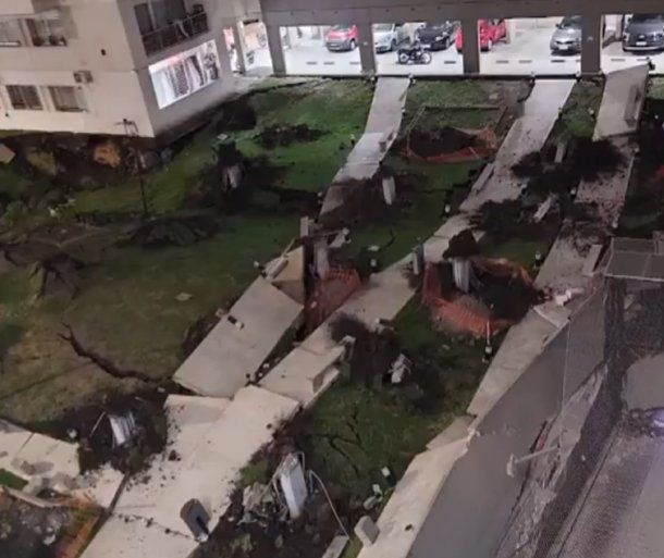 Derrumbe en Parque Patricios: se desplomó el patio interno de un complejo de viviendas Derrumbe en Parque Patricios: se desplomó el patio interno de un complejo de viviendas