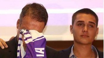 el emotivo homenaje que la fiorentina le dio a batistuta el emotivo homenaje que la fiorentina le dio a batistuta