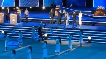 milei canto libre en ensayo de la ceremonia por el dia de la independencia en israel