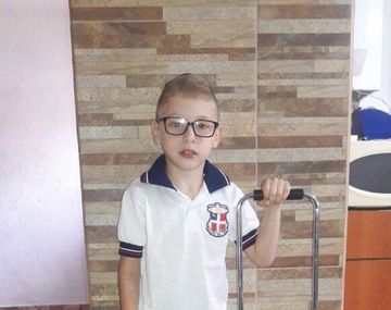 Nacho Maujo yendo a la escuela