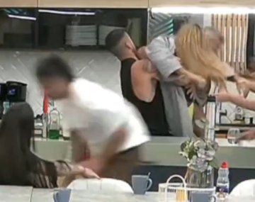 Alerta en Gran Hermano: Martina se desmayó en plena cocina