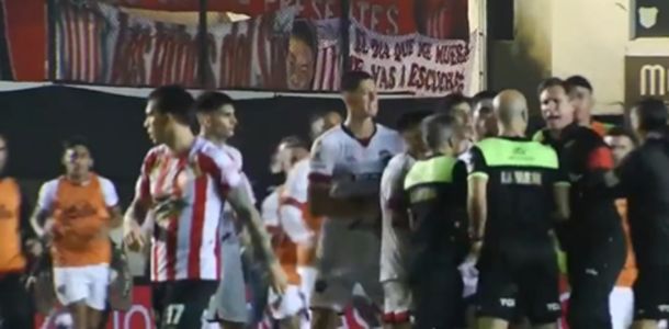El video de la corrida y agresión de Facundo Sava contra el árbitro Jorge Baliño
