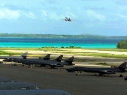 aseguran que iran lanzo misiles a una base britanica en el oceano indico aseguran que iran lanzo misiles a una base britanica en el oceano indico