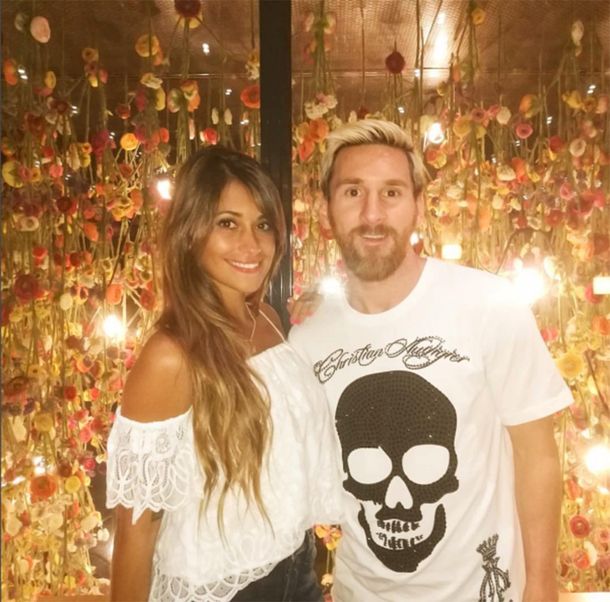 Lionel Messi con su pelo rubio