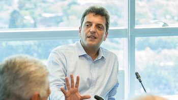 massa tambien celebro el acuerdo con el club de paris massa tambien celebro el acuerdo con el club de paris