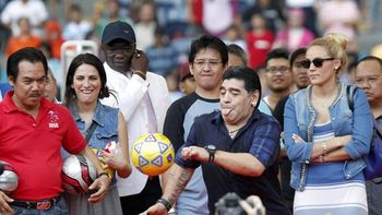 ¿maradona esta esperando un hijo junto a rocio? ¿maradona esta esperando un hijo junto a rocio?