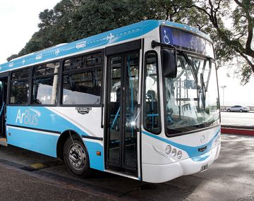 El Gobierno cerró ArBus, los colectivos que conectaban los aeropuertos de Ezeiza y Aeroparque