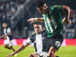 Sin chances de clasificar a los cuartos, Banfield venció 2-1 a Gimnasia