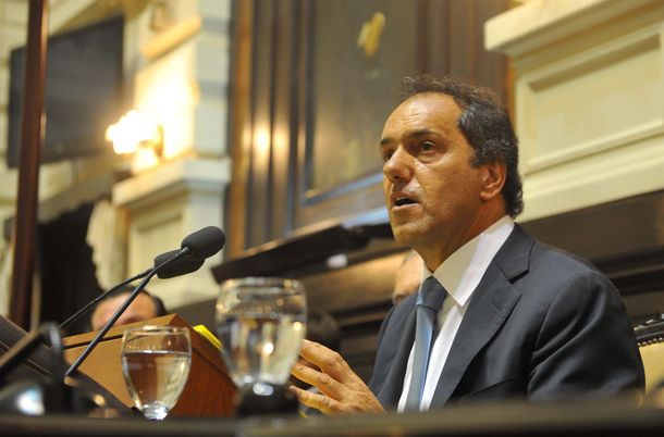 Los chicos en las aulas, piden intendentes bonaerenses