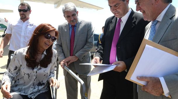 Cristina recibe a Alak, Aníbal F. y Domínguez en Olivos