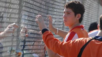 el hijo de palermo firmo su primer contrato en primera division el hijo de palermo firmo su primer contrato en primera division
