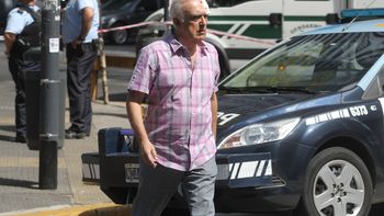 dos detenidos por la salidera bancaria a carlos ruckauf en palermo dos detenidos por la salidera bancaria a carlos ruckauf en palermo