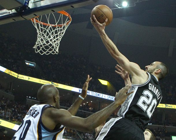 Manu va por el cuarto anillo y por los 100 millones de dólares