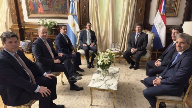 Javier Milei recibió al presidente de Paraguay, Santiago Peña