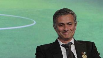 el polemico jose mourinho exploto y disparo contra todos el polemico jose mourinho exploto y disparo contra todos