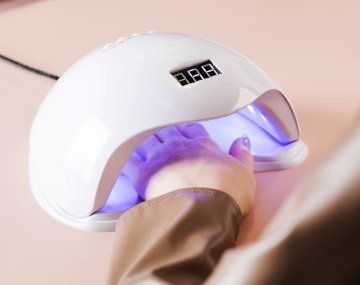 El truco casero para recuperar la fuerza y el brillo de tus uñas: el paso a paso