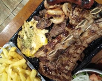 El asado es una de las grandes atracciones de este bodegón.&nbsp;