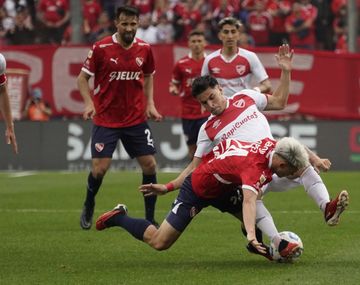 Independiente y Argentinos Juniors igualaron sin goles en Avellaneda