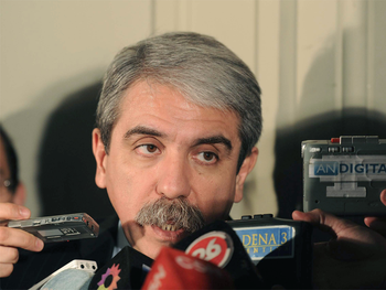 Aníbal F. considera poco seria la denuncia de Moyano en su contra
