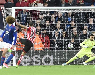 La volada de Sergio Romero ante el Southampton