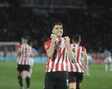 Estudiantes le ganó a Racing con el VAR como protagonista