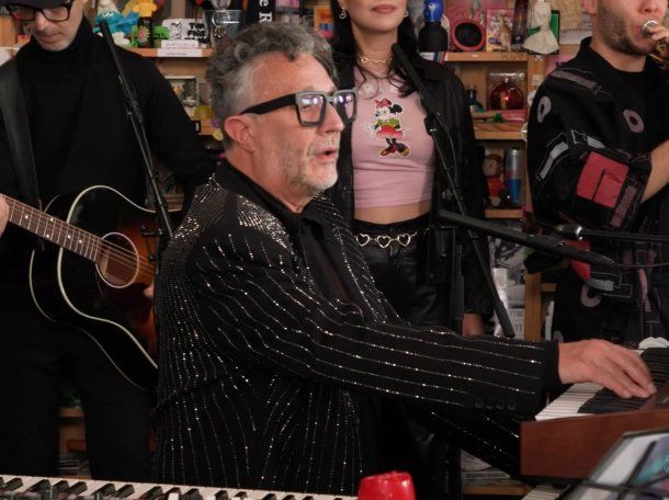 Fito Páez sorprendió con un Tiny Desk en el que incluyó un estreno mundial y sus temas más emblemáticos
