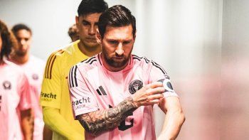 messi amplio su vinculo con inter miami para seguir haciendo historia en la mls messi amplio su vinculo con inter miami para seguir haciendo historia en la mls