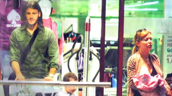 eva anderson y demichelis, en familia de vacaciones eva anderson y demichelis, en familia de vacaciones