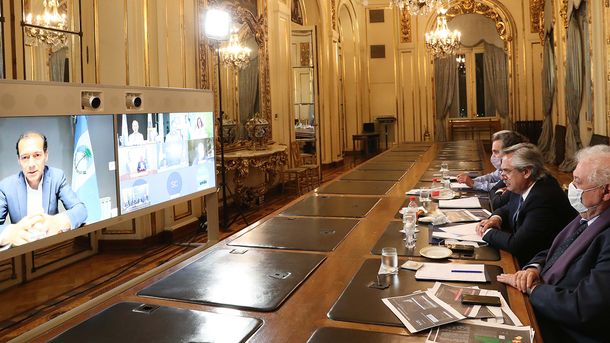 Alberto Fernández analizó con ocho gobernadores la situación epidemiológica y anunciará la nueva fase