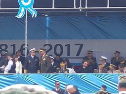 La fecha en la bandera no pasó desapercibida en las redes sociales