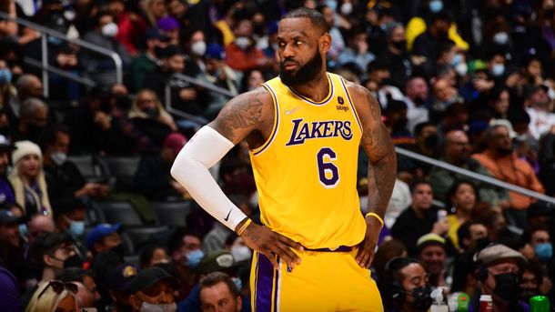 LeBron James será el jugador con mayores ingresos en la historia de la NBA