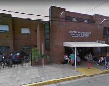 Hallan a una beba abandonada en la calle: todavía tenía el cordón umbilical y la placenta