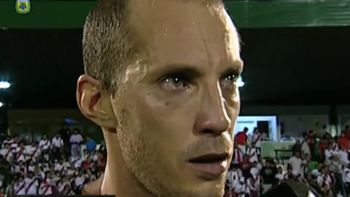 un futbolista muy sensible: el llanto de un rival de river