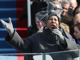 Aretha_obama