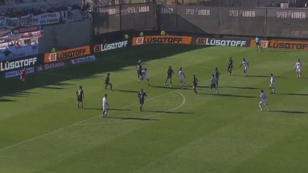 ¿Fue falta? El polémico gol que le anuló el VAR a Vélez ante Riestra