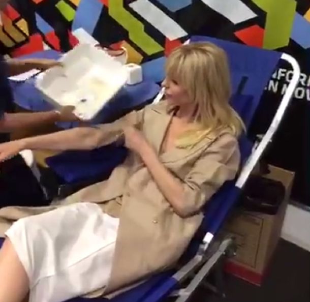 Karina Rabolini compartió un video en el que se la ve donar sangre