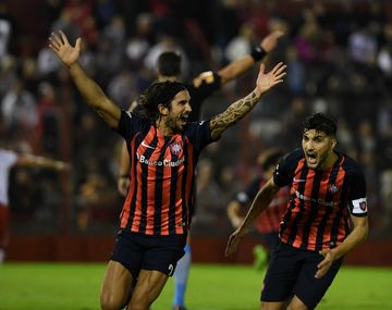 San Lorenzo sigue de cerca a Boca