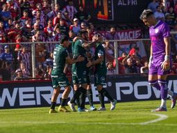 Sarmiento le ganó en Santa Fe a Unión, que se hunde en la tabla