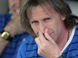 ricardo gareca define si continua como tecnico den velez ricardo gareca define si continua como tecnico den velez