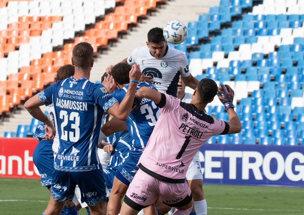 Godoy Cruz e Independiente Rivadavia repartieron puntos en el Malvinas Argentinas