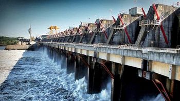 El Frente Amplio seguirá con la interpelación a los ministros por las irregularidades en la delegación uruguaya de Salto Grande. El Frente Amplio seguirá con la interpelación a los ministros por las irregularidades en la delegación uruguaya de Salto Grande.